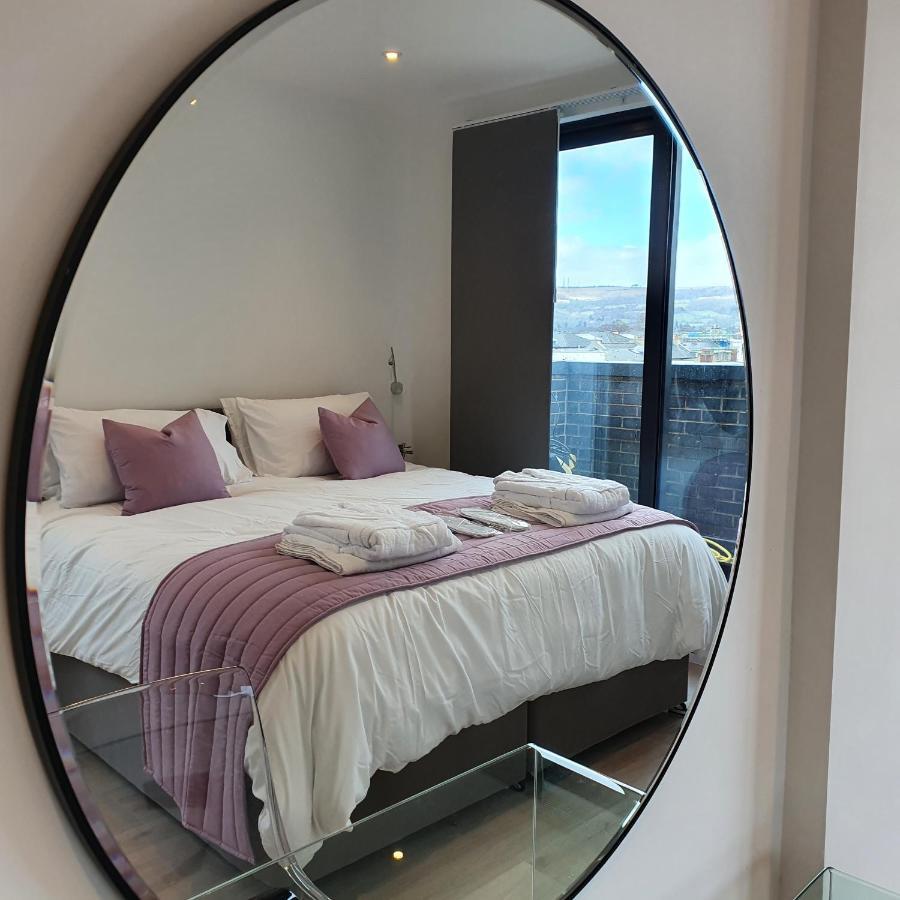 Central Penthouse With Hot Tub & Views 24 Cheltenham Buitenkant foto